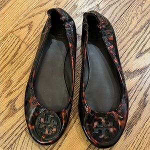 Tortoise patent Tory Burch Minnie ballet flats (9)